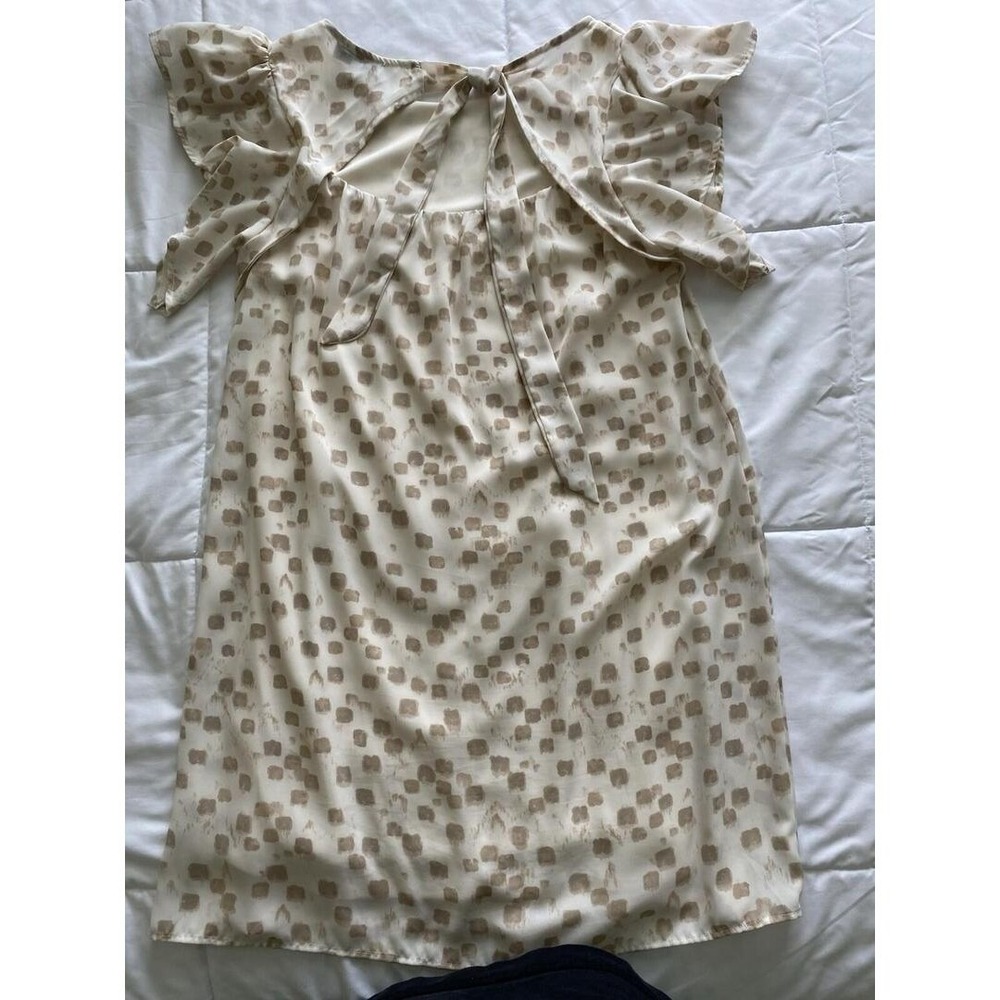 Gilli Shift Dress M Ivory Beige Abstract Geometric Print Ruffle Sleeve Tie Back